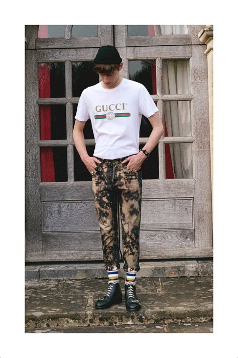 cruice2017 gucci uomo|Gucci’s Newest Menswear Collection Is Absolutely Bonkers in the .